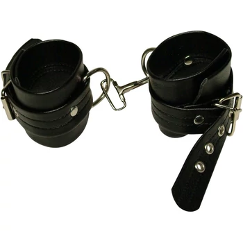 Bondage Set - Bilincsek, korbács, különleges alsónemű