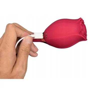 Rose Massager - Léghullámos csikló szívogató vibráló tojással